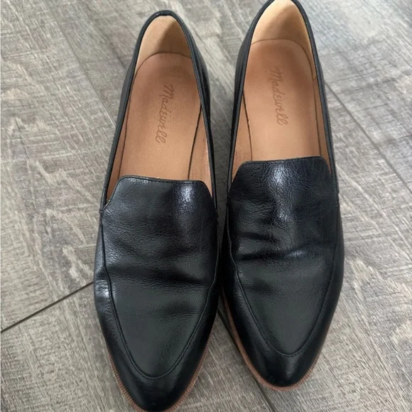 Madewell | Shoes | Madewell Black Leather Loafers Sleek  display picture 2